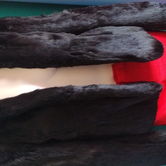 Vintage Rabbit Fur - Picture 2 of 6